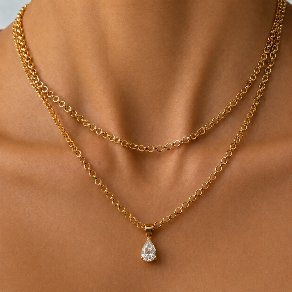 ALIX PEAR PENDANT NECKLACE