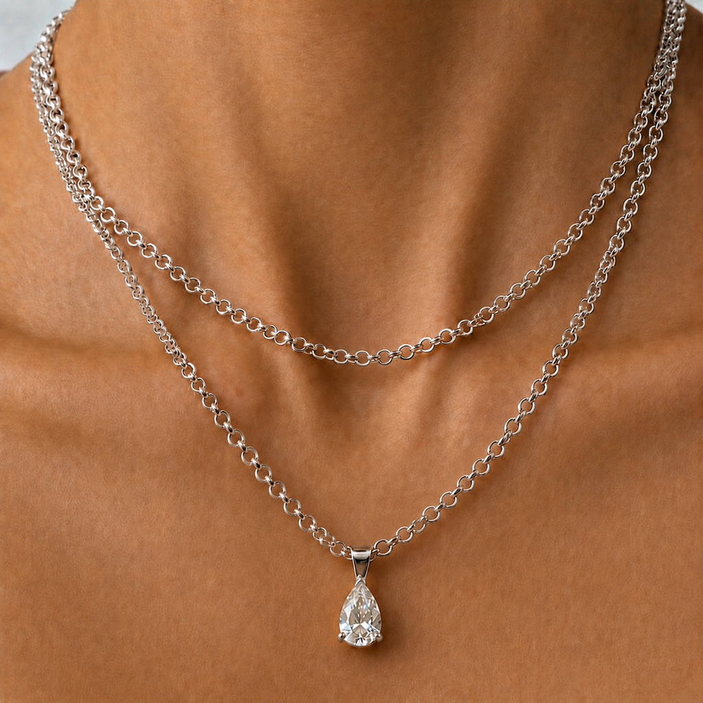 ALIX PEAR PENDANT NECKLACE