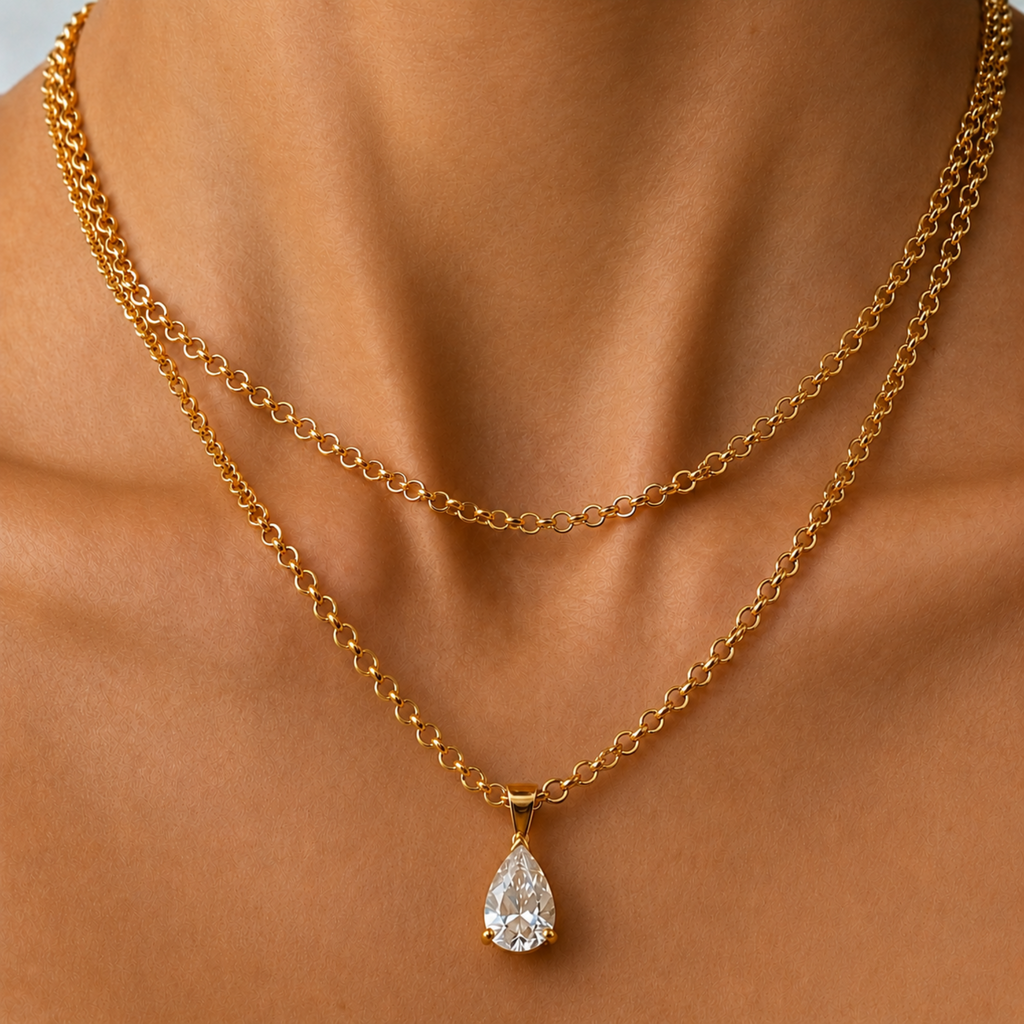 ALIX PEAR PENDANT NECKLACE