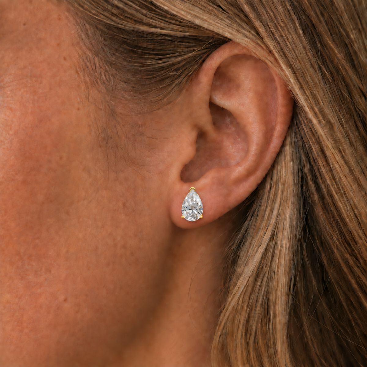 PEAR DIAMOND STUDS