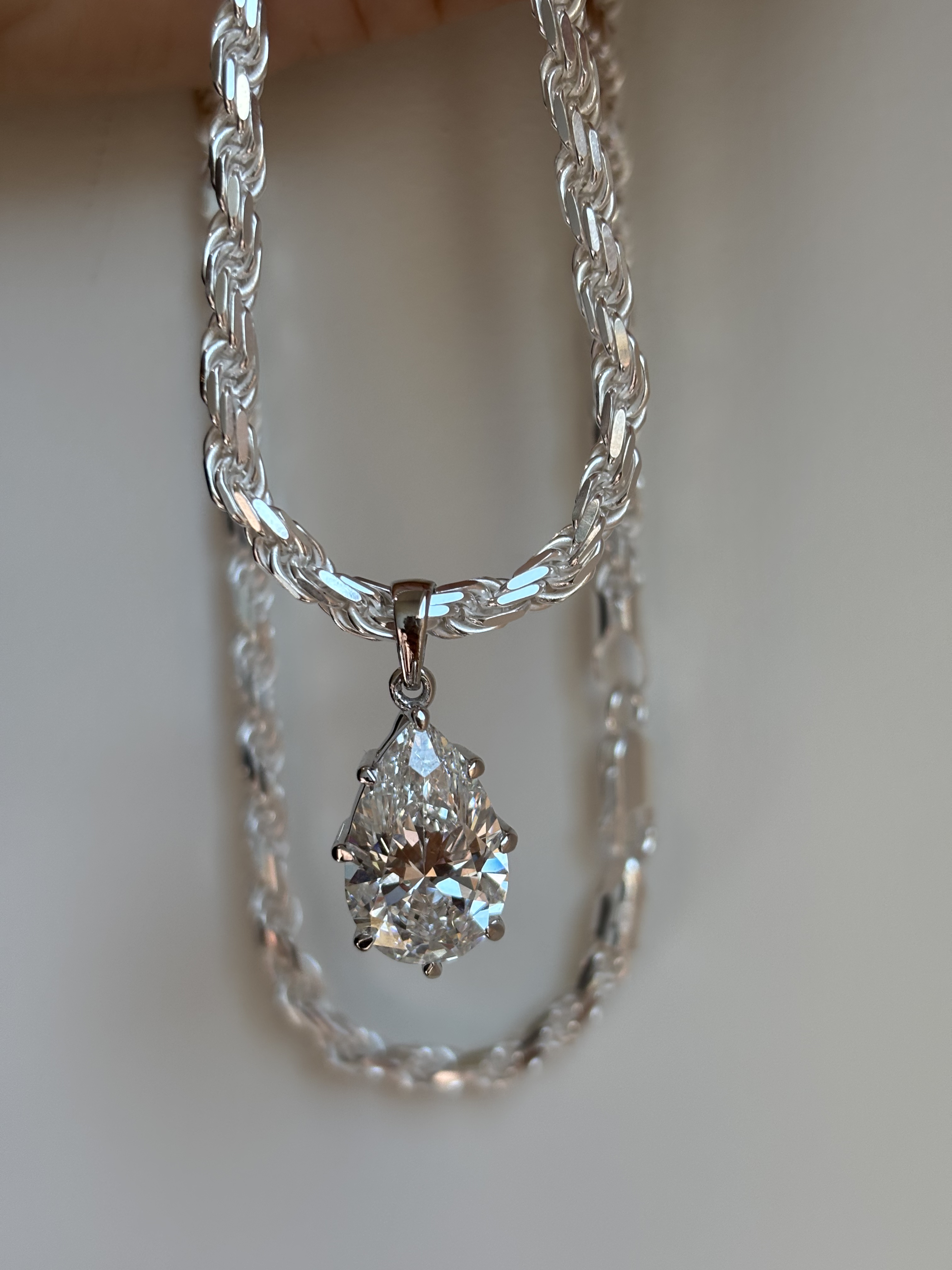 Izabel Pear Georgian set Pendant