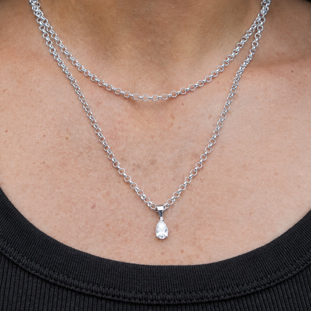 ALIX PEAR PENDANT NECKLACE