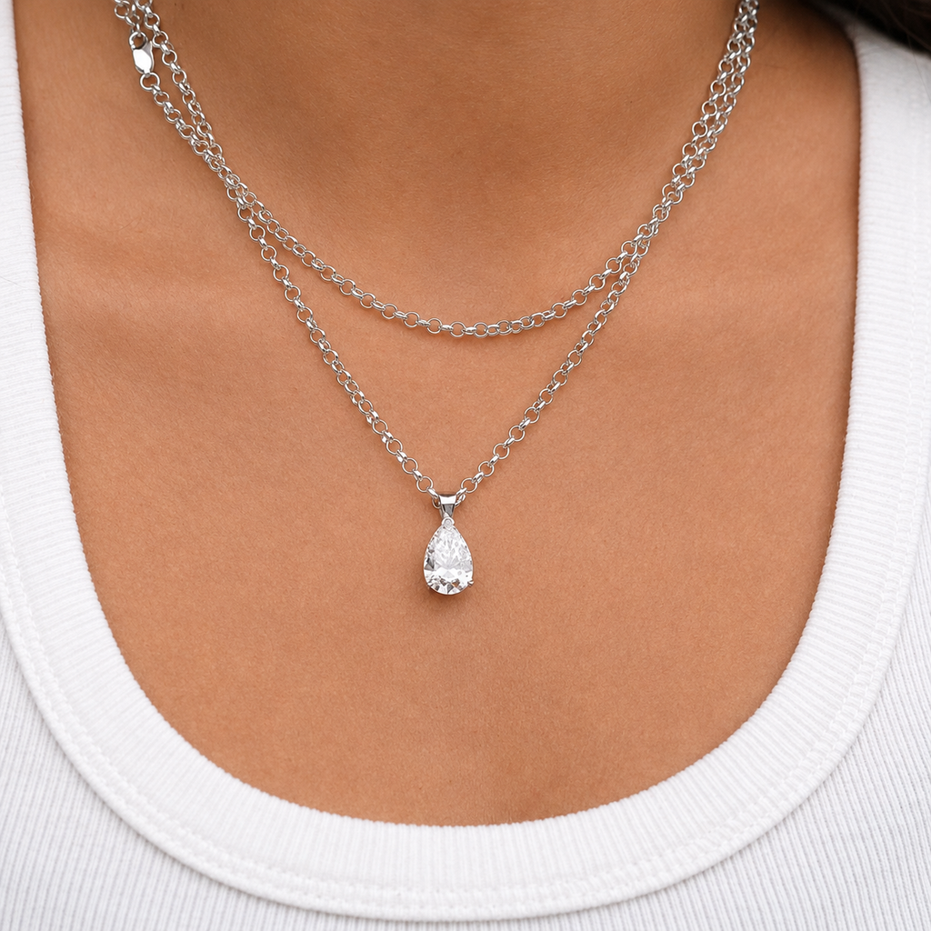 ALIX PEAR PENDANT NECKLACE