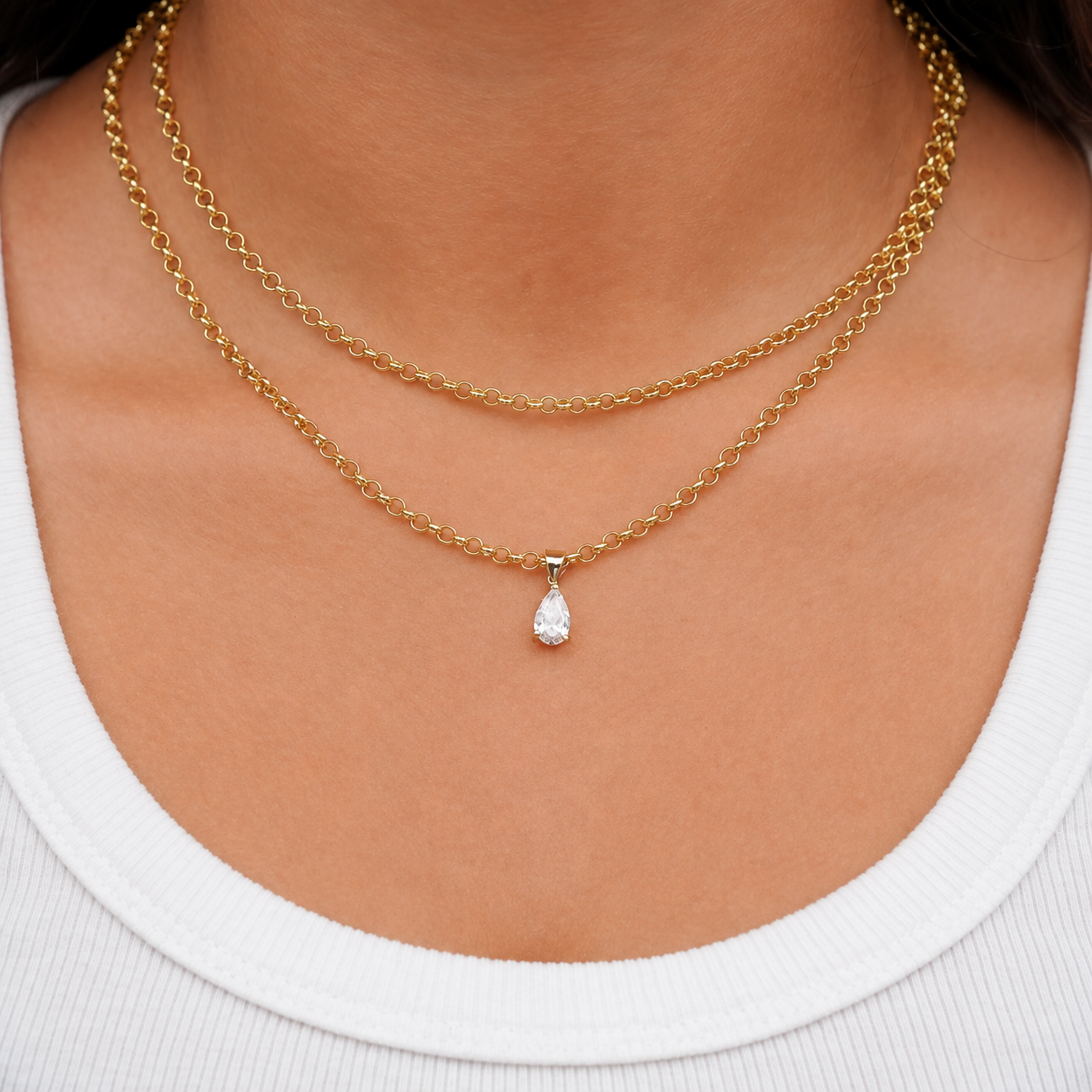 ALIX PEAR PENDANT NECKLACE