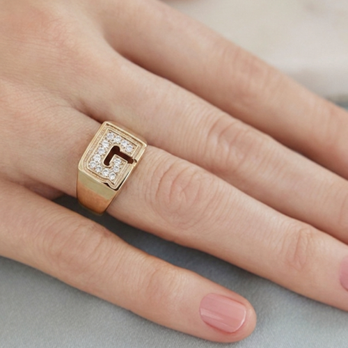 GLORIA "G" PINKY RING