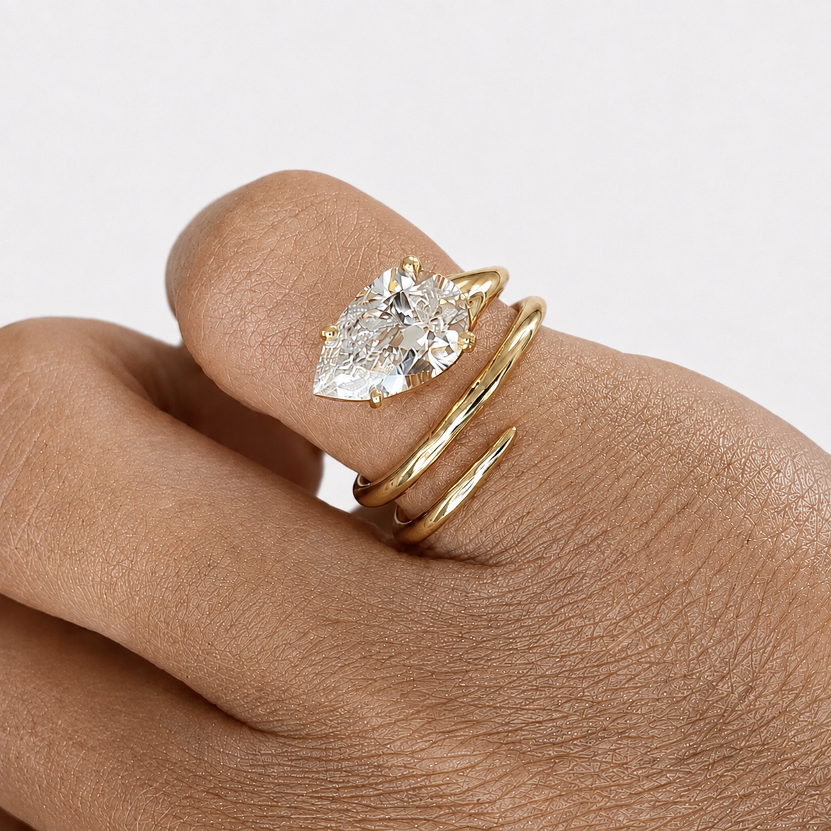 PEAR SPIRAL PINKY RING